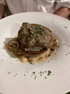 Seitan steak with mushrooms  at Dalmatino in Hvar