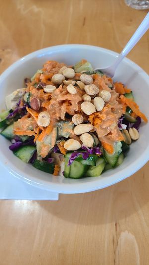 Thai bowl at Local Flow in Mc Minnville