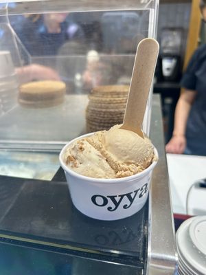   at Oyya in Ghent