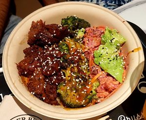 Bowl 1 at Copper Branch - Nieuwstraat in Brussels