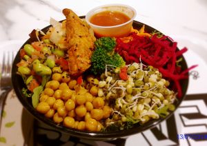 Asian bowl at Copper Branch - Nieuwstraat in Brussels