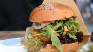 spicy chickn sandwich at VEG'D - Vegan Burgers - F-Hain in Berlin