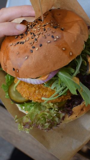 spicy chickn sandwich at VEG'D - Vegan Burgers - F-Hain in Berlin