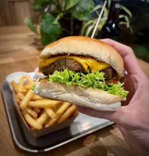  at VEG'D - Vegan Burgers - F-Hain in Berlin