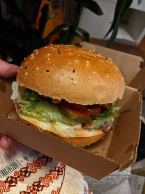 Beyond Burger - yum! at VEG'D - Vegan Burgers - F-Hain in Berlin