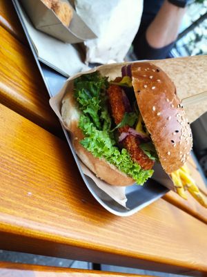  at VEG'D - Vegan Burgers - F-Hain in Berlin
