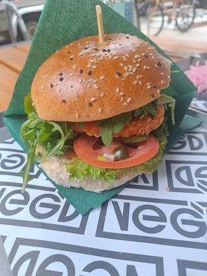  at VEG'D - Vegan Burgers - F-Hain in Berlin