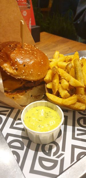 burger & fries at VEG'D - Vegan Burgers - F-Hain in Berlin