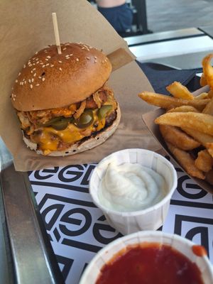  at VEG'D - Vegan Burgers - F-Hain in Berlin