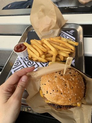   at VEG'D - Vegan Burgers - F-Hain in Berlin