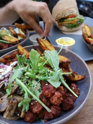 Bowl at VEG'D - Vegan Burgers - F-Hain in Berlin