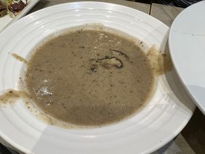 Mushroom soup -  6/10 taste funny  at Flavours by Saute 寻味•素特 in Central Singapore