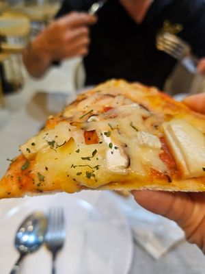 Nice ~ 11/12/23 at Flavours by Saute 寻味•素特 in Central Singapore