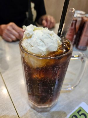 Rootbeer Float ~  29/3/24 at Flavours by Saute 寻味•素特 in Central Singapore