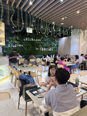 Seating   at Flavours by Saute 寻味•素特 in Central Singapore