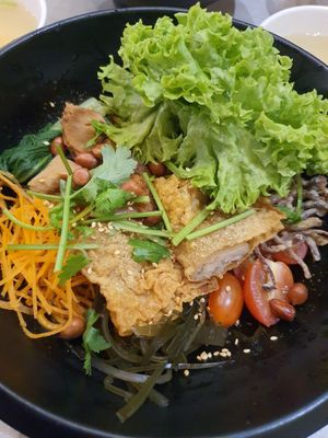 Sichuan Mala Lion Mane Ramen ~ Circuit Breaker Period Phrase 2 at Flavours by Saute 寻味•素特 in Central Singapore