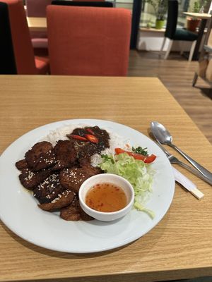 Bun cha  at Veganland in Prague