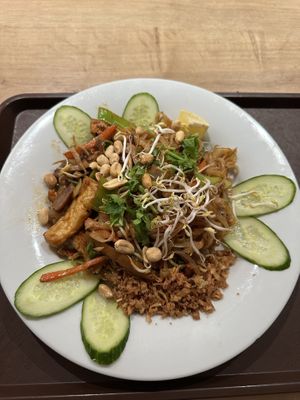 Pad thai  at Veganland in Prague