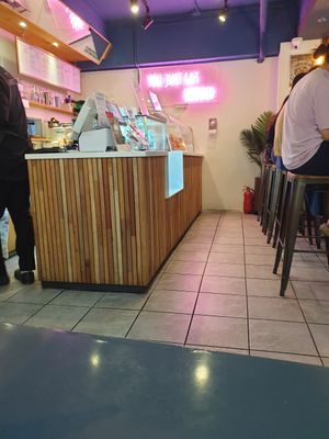 small at Hooked Poke 훅트포케 in Seoul