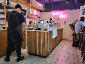  at Hooked Poke 훅트포케 in Seoul