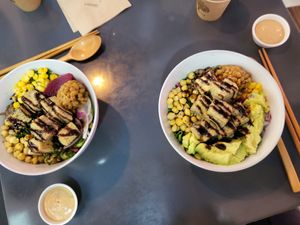  at Hooked Poke 훅트포케 in Seoul