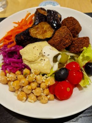  at Hooked Poke 훅트포케 in Seoul