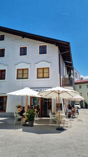  at Pan Café in Hallein