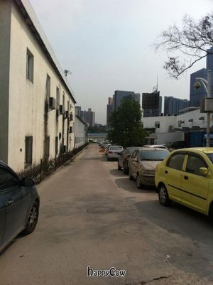 The alleyways that you will have to go through to get there at Yunlaiju - Windlucky - Futain District in Shenzhen