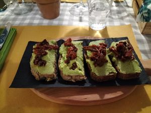 Crostone (even though they were crostini) with celeriac and tomatoes at San Nazario in Vo