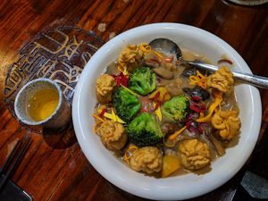 This cost about 100 yuan at Yunlaiju - Windlucky - Luohu District in Shenzhen