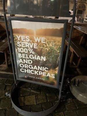 Infos  at Pois Chiche in Brussels