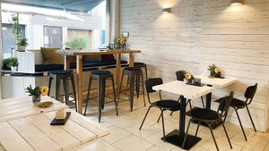 Café, what it looks like from the inside now at gesund & süß in Cologne