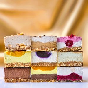 vegan rawcakes in different varieties - glutenfree & without refined sugar at gesund & süß in Cologne