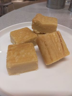 Boterkoek (of: beterkoek ;)) at Van Die Vegans in Hilversum