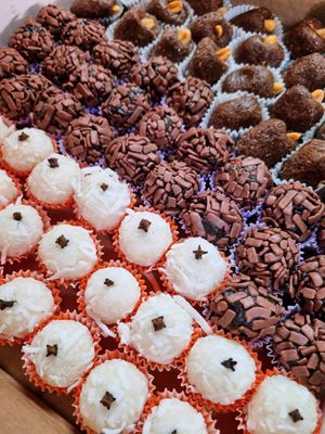  at Espaço VHMOR in Sao Paulo