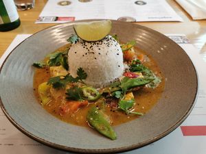 raisukaree yasai tofu at Wagamama in Azzano San Paolo