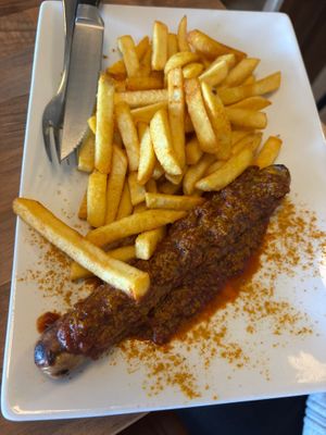 Tomaten-Soße at De Lux Curry in Sylt