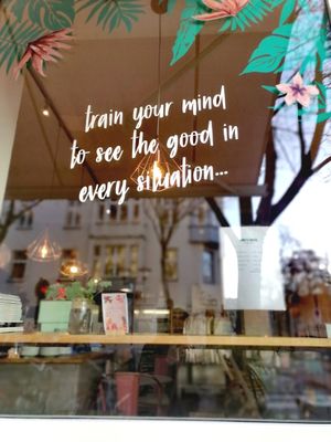 Positive vibes and friendly service at Lina's Coffee in Dusseldorf