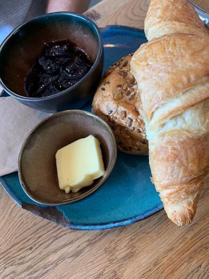 Vegetarian breakfast at Lina's Coffee in Dusseldorf