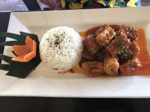 Sriracha tofu on rice (has honey) at Kawin's Kitchen in Koh Samui