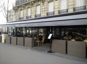 Outside at Shirvan Cafe Metisse in Paris