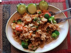 Vegan Bangkok Fried Rice w Tofu at Bai Tong in Loveland