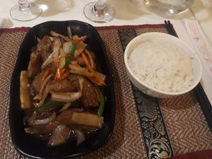 Wok eggplannt sauce chinoise at Yamato 356 in Marseille