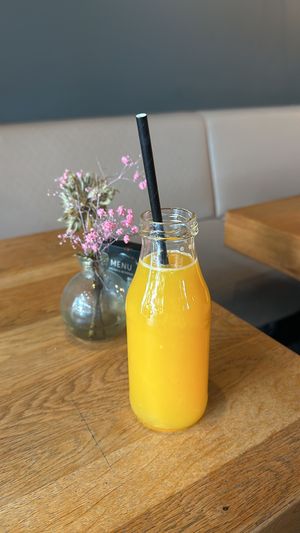 6,90€ Orangensaft!!!  at Mad About Juice - Dammtorstr in Hamburg