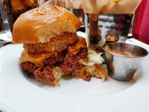 Moving Mountains Burger at Hard Rock Cafe in Rome