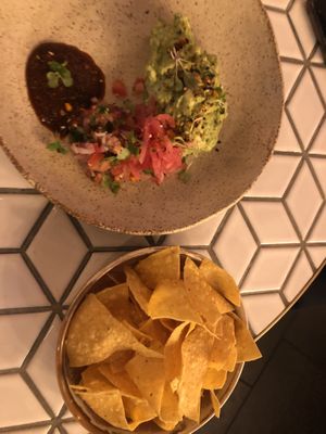 Guacamole and chips  at Flamingo Joe's in Wellington