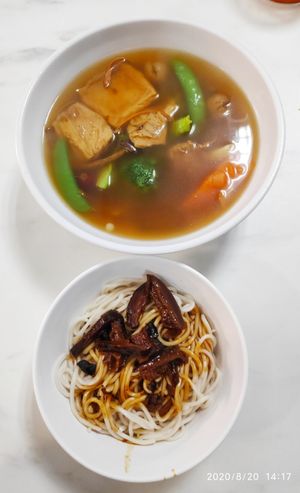 Tian Ma Chuan Xiong Dang Gui soup with handmade noodle at Ngoh Herbal Soup 娥妈养生药材素汤 in Central Singapore