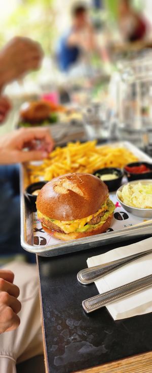  at Hativonit J17 in Tel Aviv