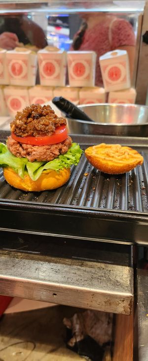  at Hativonit J17 in Tel Aviv