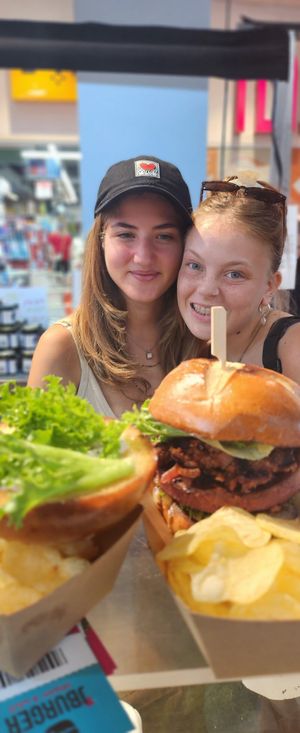  at Hativonit J17 in Tel Aviv